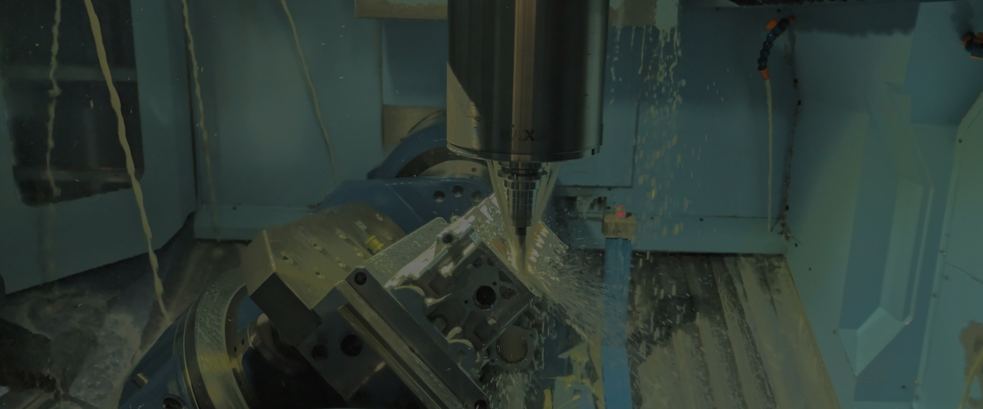 お問い合わせ背景画像